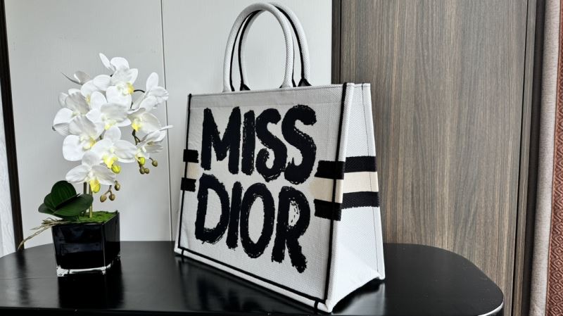 chr1st1an D10r shopping bags